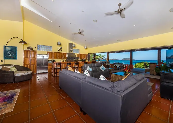 Casa Suenos-beautiful Beachfront House *
