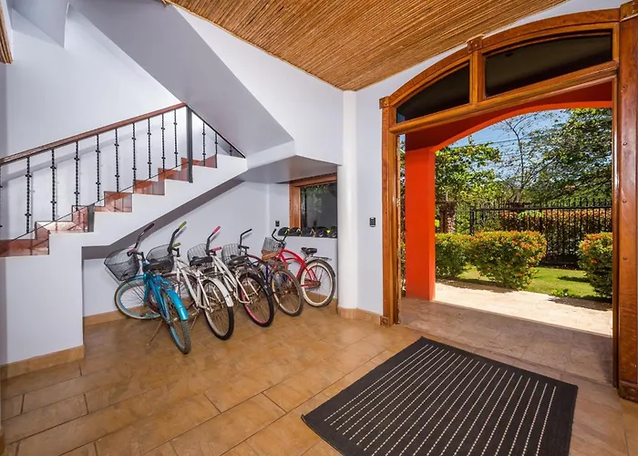 Casa Suenos-beautiful Beachfront House *